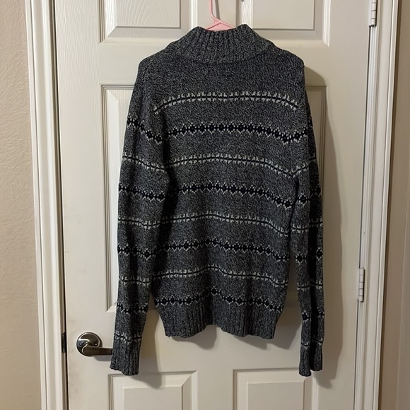 AMERICAN Eagle Athletic Fit Grey Rabbit Hair Blend Sweater Size L - Picture 3 of 5